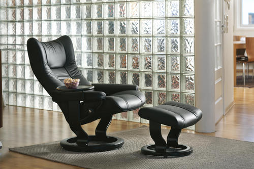 Stressless Wing (M) Stol med skammel. Batick black Classic Stressless Wing (M) Stol med skammel. Batick black Classic